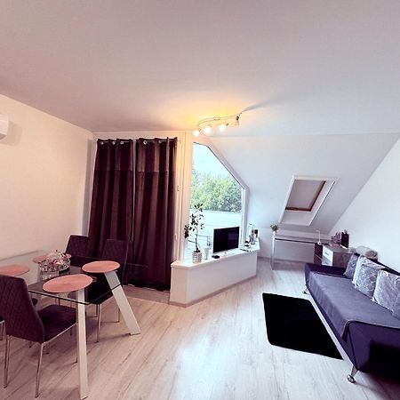 Exclusive Family Apartman Apartment Pecs Exterior photo